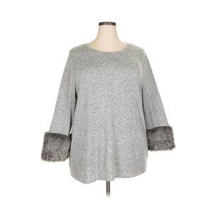 Super fun grey sweater with faux fur cuffs! Light and comfy! 18/20 Lane Bryant